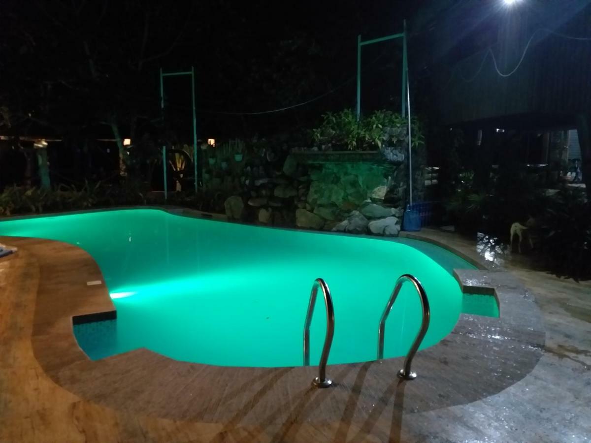 אל נידו Kalinga Beach Resort מראה חיצוני תמונה